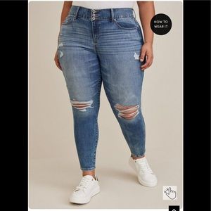 NWT - Torrid Destructed Skinny Jeans